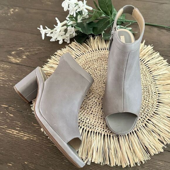 ECCO Gray Leather Peep Toe Block Heel Slingback Ankle Booties sz /41 USA 10-10.5 - Picture 1 of 8